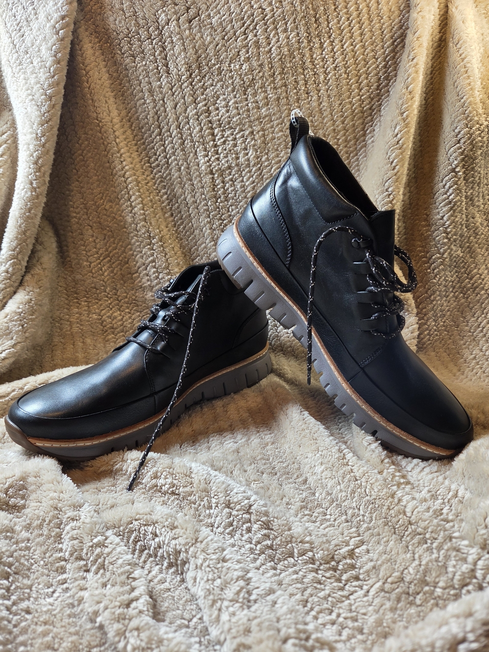 Men's Cole Haan Black Leather Chukka Boots with Gray Outsole and Tan Trim